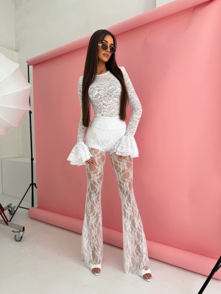 Koronkowe spodnie ecru