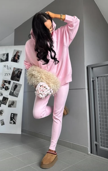 Komplet sweterkowy PINKY LA MILLA